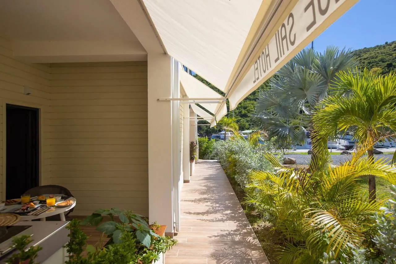 Blue Sail Hotel Anse Marcel Sint Maarten